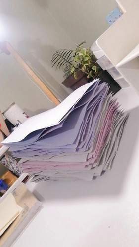 Hojas Recicladas Realizadas De Manera Artesanal