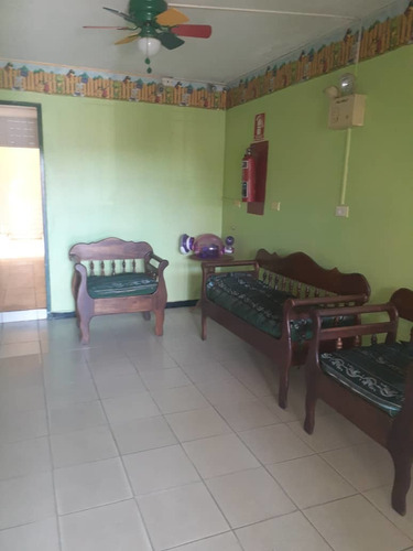 Imagen 6 de 30 de Amplia Casa En Venta La Esmeralda