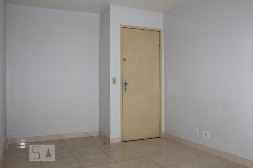 Apartamento Para Aluguel - Taguatinga, 2 Quartos, 54 - 893303260