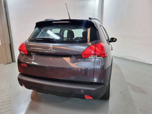 Peugeot 2008 1.6 Feline 5p