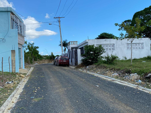 Solares En Residencial De 133 Mts2