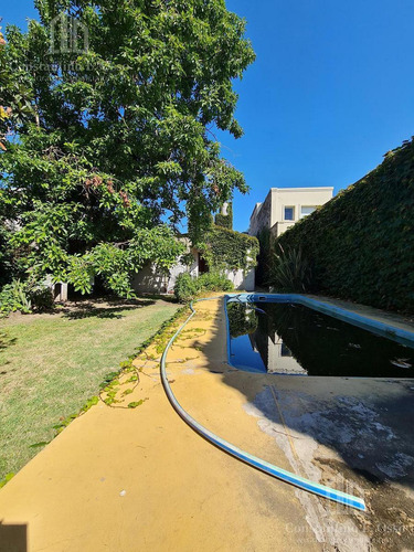 Imagen 25 de 30 de Casa En Barrio Ingles - Banfield - Venta - Lote 10x42