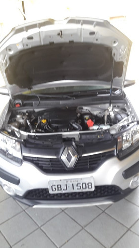 Renault Sandero Stepway 16
