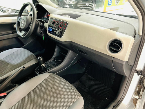 Volkswagen Up! MOVE 1.0 TSI TOTAL FLEX 12V 5P