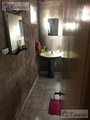 Casa 3 Ambientes En Venta - Francisco Alvarez