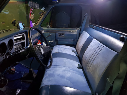 Chevrolet Silverado 1981, Americana, Buen Estado