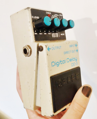 Boss Dd3 Long Chip Pedal Delay P/ Guitarra Blanco (Usado)