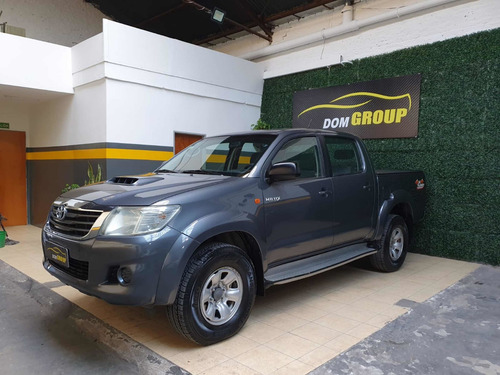 Imagen 8 de 20 de Toyota Hilux 2012 3.0 Cd Sr I 171cv 4x4
