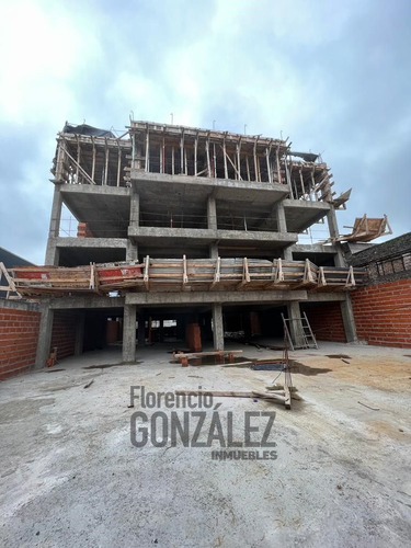 Edificio de 2, 3 y 4 ambientes