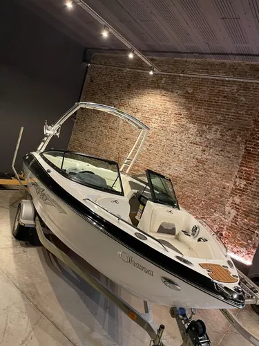 Lancha Monterey 204 Fsx Mercruiser 4.5 2018 Importada