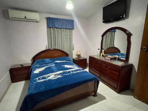 Imagen 4 de 14 de Se Vende Casa Espaciosa En Turmero 04121460083
