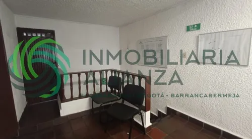 Casa En Venta En El Prado. Cod V61499