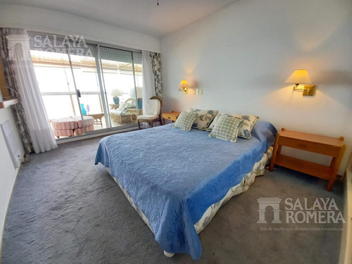 Imagen 9 de 18 de Venta - Departamento - Playa Mansa, Vista Al Mar