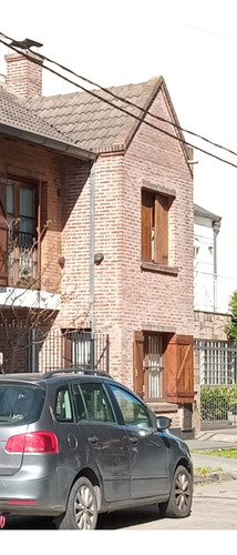 Triplex De 4 Dormitorios Con Garage Proximo A Guemes