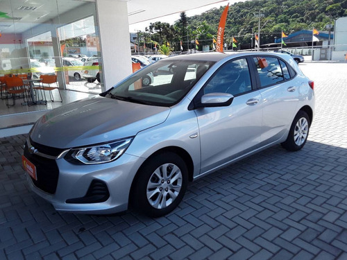 Imagem 4 de 9 de Chevrolet Onix 1.0 Flex Lt Manual