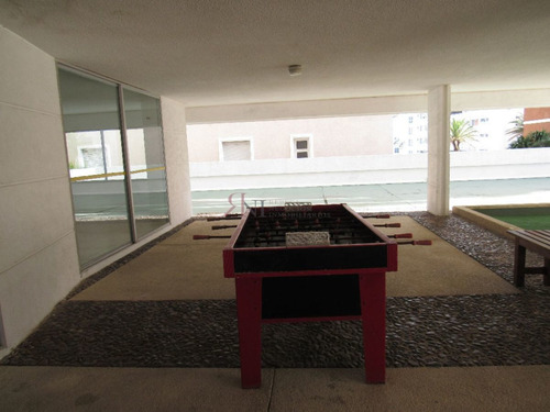 Imagen 21 de 29 de Terraza, Edificio Bajo