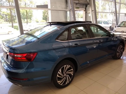 Volkswagen Vento Highline 250 Tsi At Lucas Semini