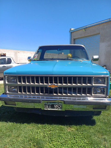 Chevrolet Silverado 1981, Americana, Buen Estado