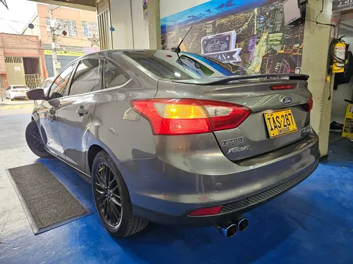 Ford Focus 2.0 Titanium