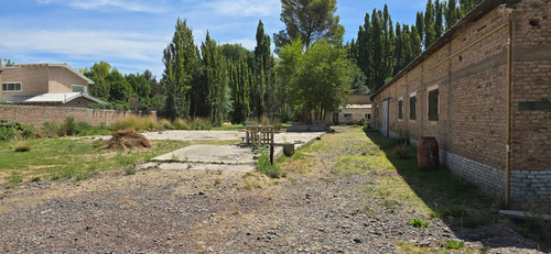 Galpón 1000 M2 C/ Ofi Y Baño - Centenario