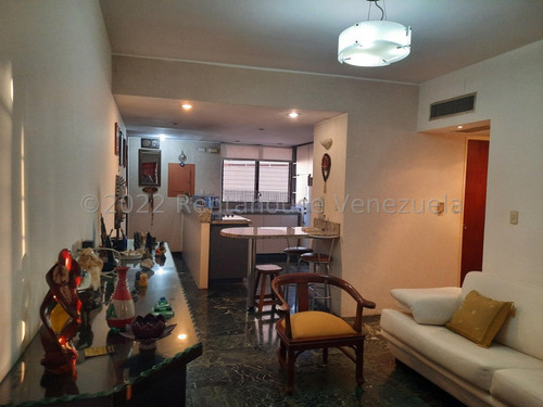 Apartamento En Venta En Las Palmas Mls #23-26184