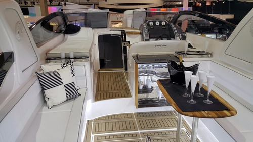 Triton 380 2 X Diesel 270 - Bayliner350 Phantom 365