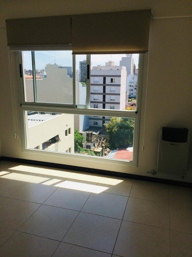 Imagen 7 de 12 de Excelente Departamento De 2 Ambientes En Venta - Moron Centro