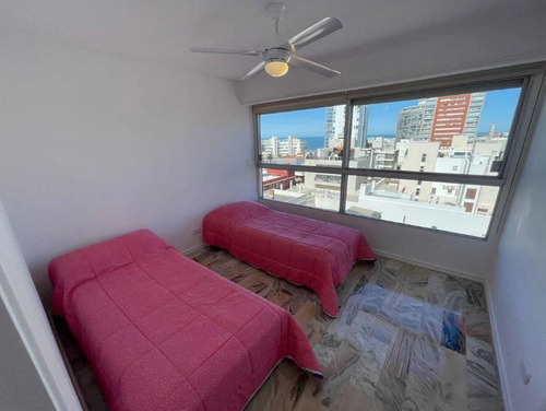 Imagen 3 de 16 de Apartamento - Punta Del Este - 4 Dormitorios - 3 Baños - Frente Al Puerto