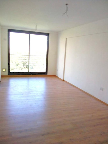 Imagen 4 de 15 de Venta 2 Momoambientes En Edificio En Lope De Vega Muy Buena Oportunidad En 2do Piso