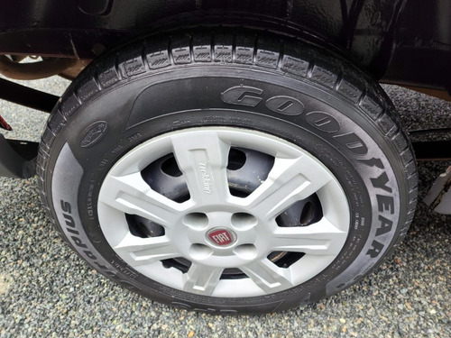 Imagem 10 de 20 de Fiat Strada