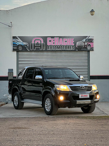 Toyota Hilux 3.0 Cd Srv Cuero I 171cv 4x2