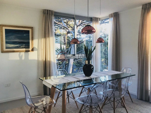 Imagen 7 de 30 de Moderno Apartamento De Dos Dormitorios Con Balcón En Venta - Punta Del Este - Punta Del Este Roosevelt