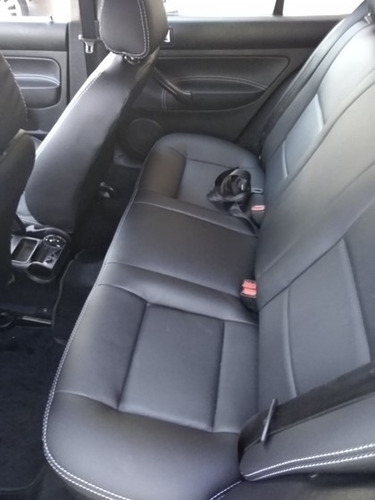 Imagem 7 de 7 de Volkswagen Golf 2.0 Mi 8v Gasolina 4p Manual