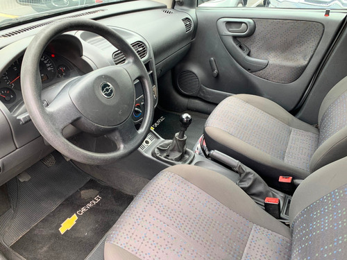 Chevrolet Montana 1.8 Conquest Cs 8v 2006