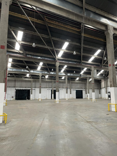 Deposito 4850m2 - Alquiler - Nueva Pompeya