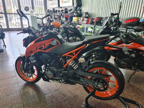 Imagen 4 de 10 de Ktm Duke 200 Abs Ng 2022 0km - Permutas - Financiacion