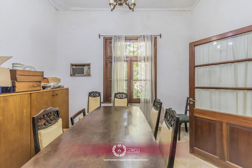 Venta Casa A Reciclar Terreno 334m² Patio Jardín Terraza Parrilla Mataderos Usam 700m² Vendibles