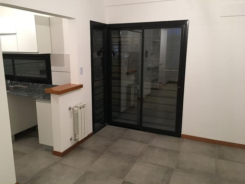 Imagen 10 de 27 de Departamento En Venta De 1 Dormitorio C/ Cochera En Monte Grande