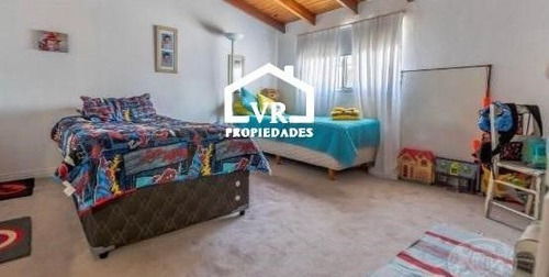 Casa En Venta En De Vicenzo Grande, Del Viso, Pilar