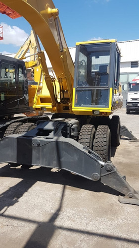 Komatsu P W 150