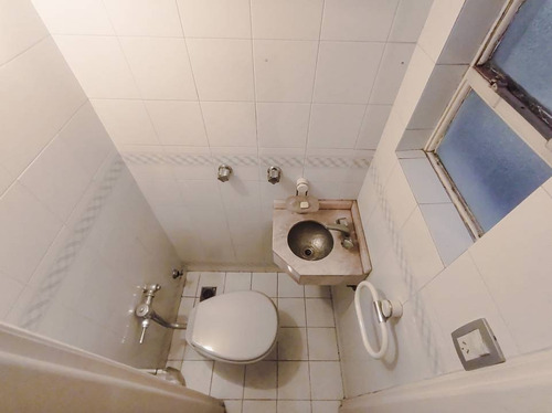 Imagen 11 de 30 de Muy Buen Departamento De 4 Ambientes En Venta En Olivos !!