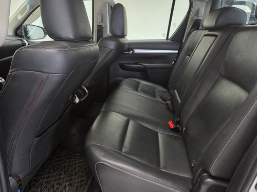 Toyota Hilux 2.7 Srv Cab. Dupla 4x2 Flex Aut. 4p