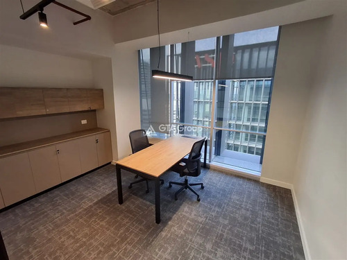 Arriendo Espectacular Oficina 360 M2. Exclusivo Edificio