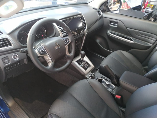 Imagem 7 de 12 de Mitsubishi L200 Triton Sport Hpe-s New Generation 2.4