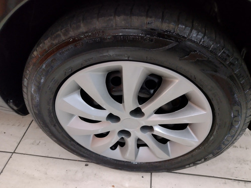 Imagem 10 de 12 de Fiat Idea 2013 1.4 Attractive Flex 5p