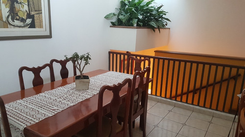 Otima Casa Em Jundiai Proxima Ao Shopping, Av. 9 De Julho, Otima Localização. Rua Segura.