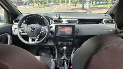 Renault Duster 1.3 Intense Cvt