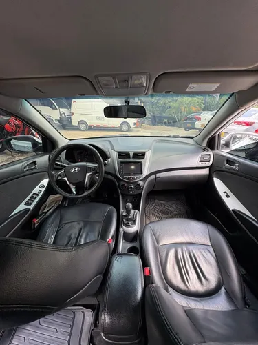 Hyundai Accent 1.6l 5 p