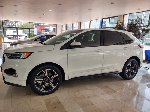 Imagen 1 de 9 de Ford Edge St