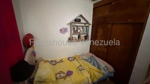 Gbf 25-17791 Los Samanes Vendo Bello Apartamento Contacteme.
